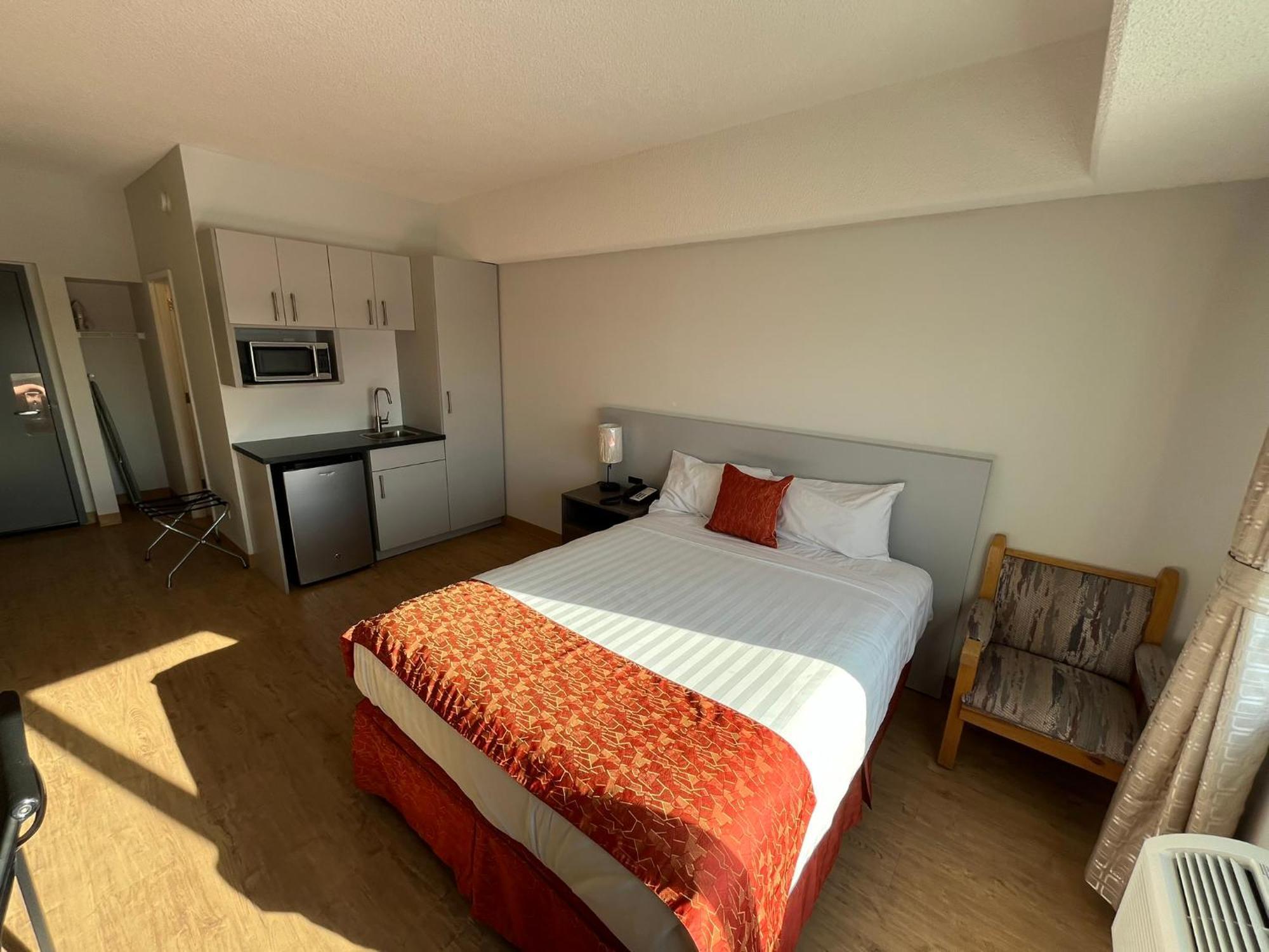 The Lodge Inn Edmonton Buitenkant foto
